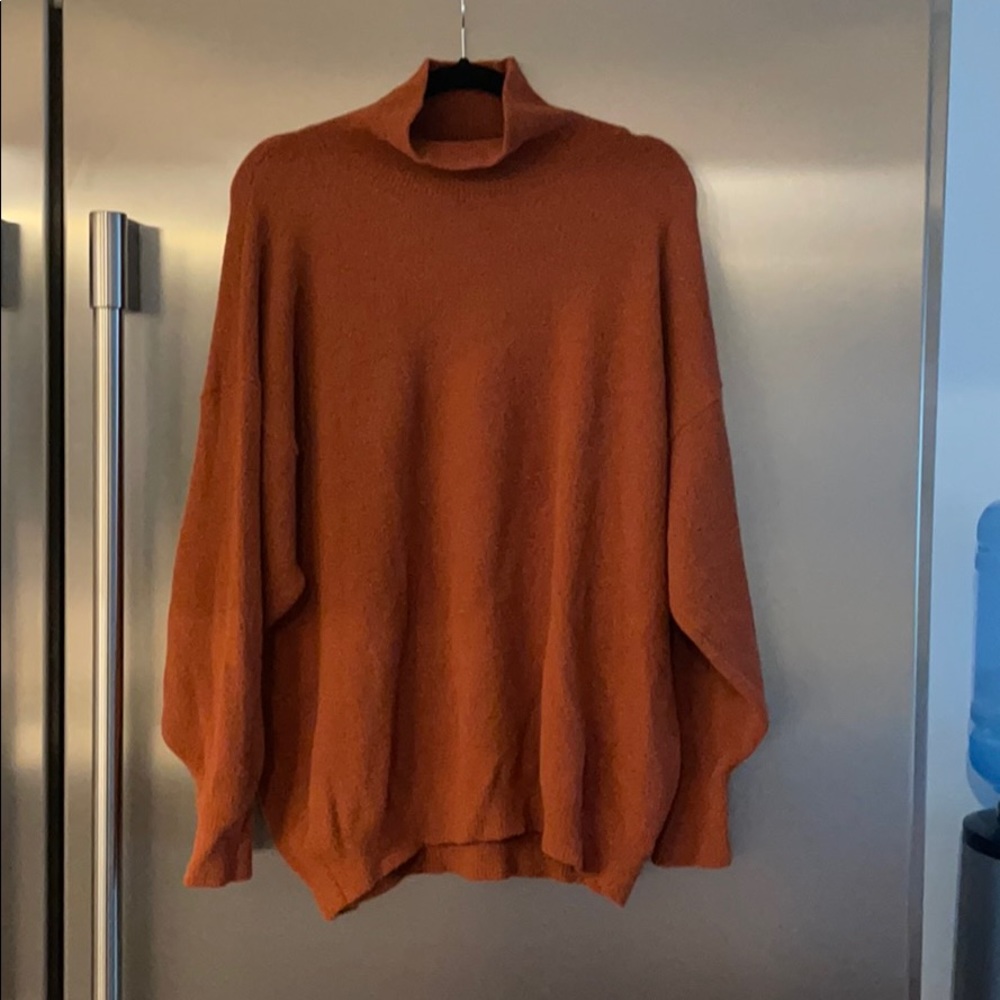 Aritzia Rust Cowl Neck Sweater Sz Large